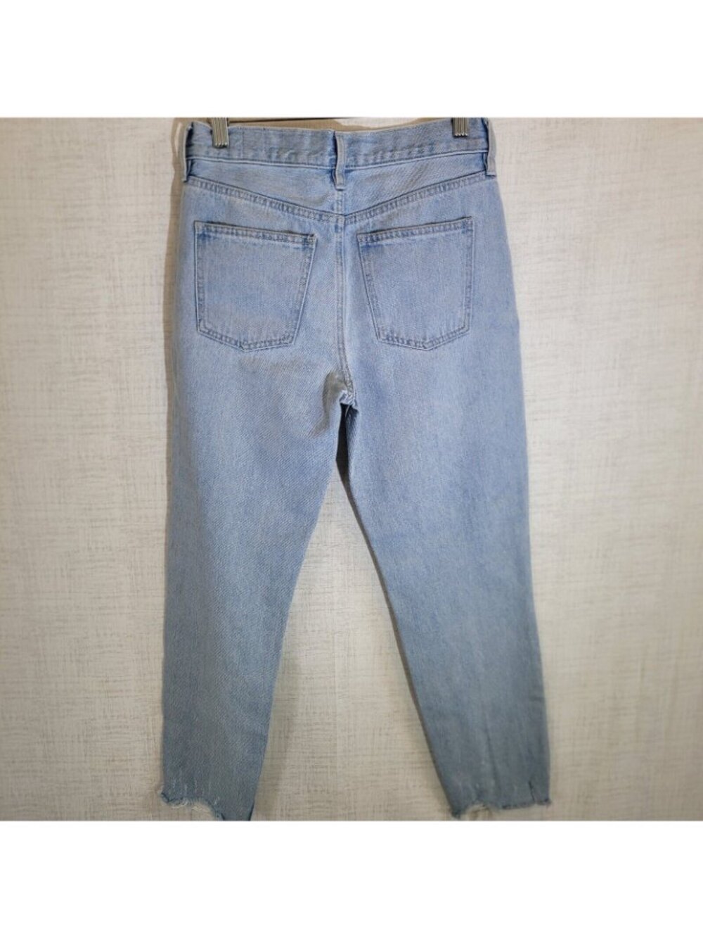 We The Free Jeans Women 26 Blue Tapered Button Fly Distressed Hi Rise Raw Hem - Picture 2 of 11